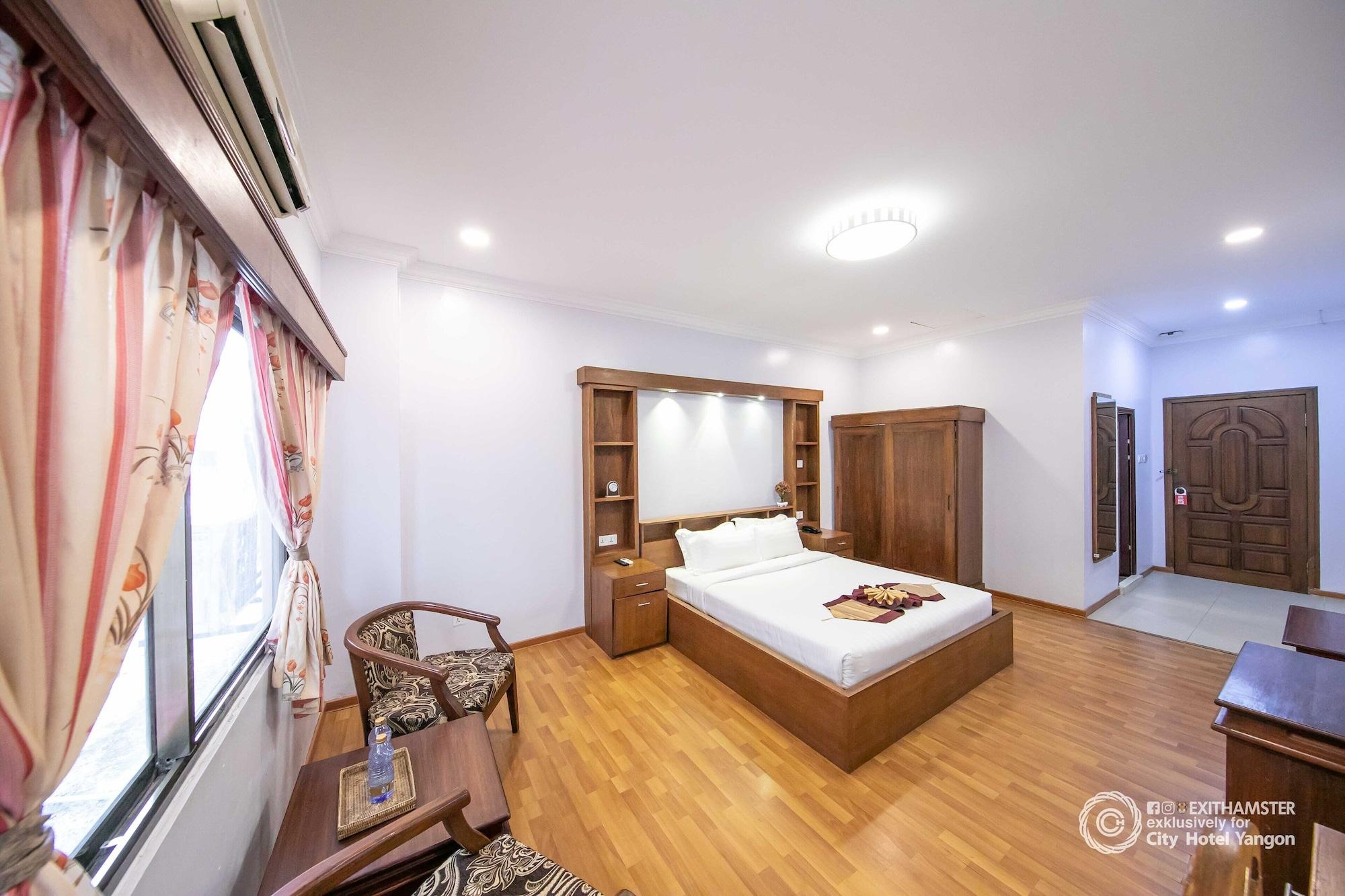 City Hotel Rangoon Buitenkant foto