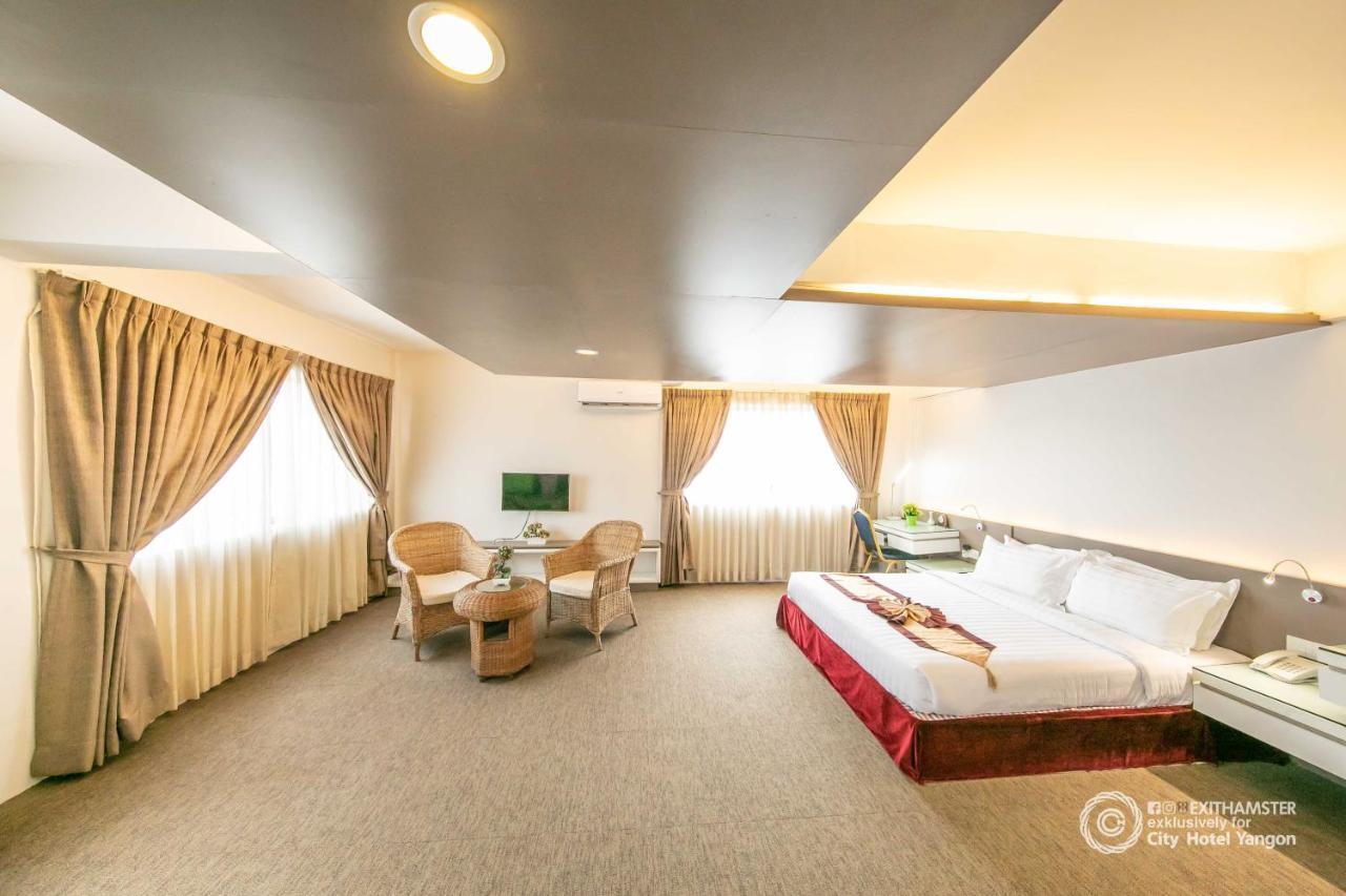 City Hotel Rangoon Buitenkant foto