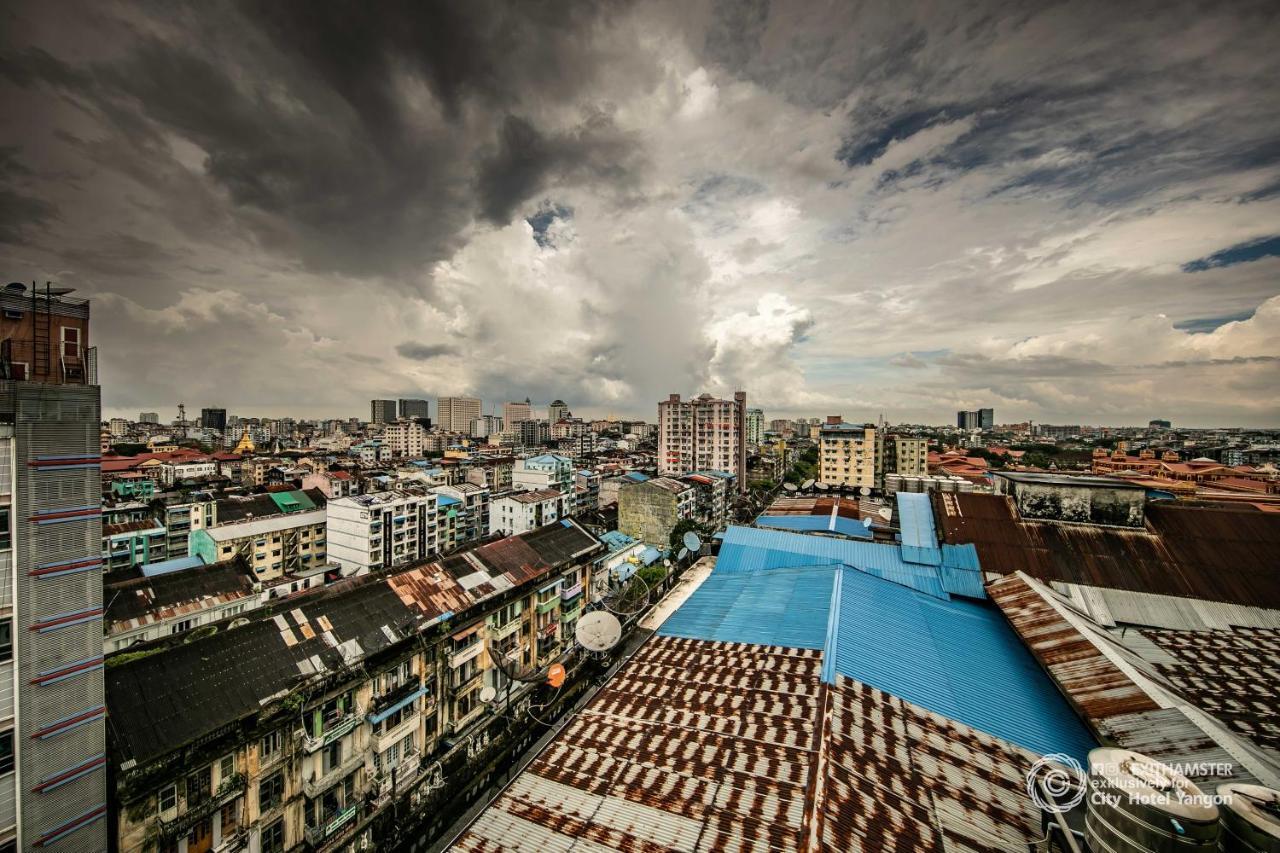 City Hotel Rangoon Buitenkant foto