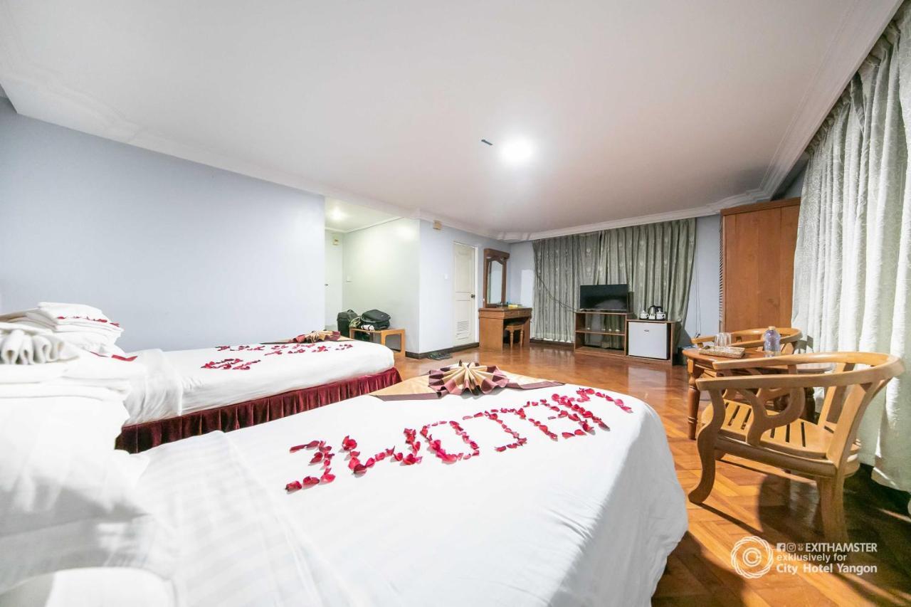 City Hotel Rangoon Buitenkant foto
