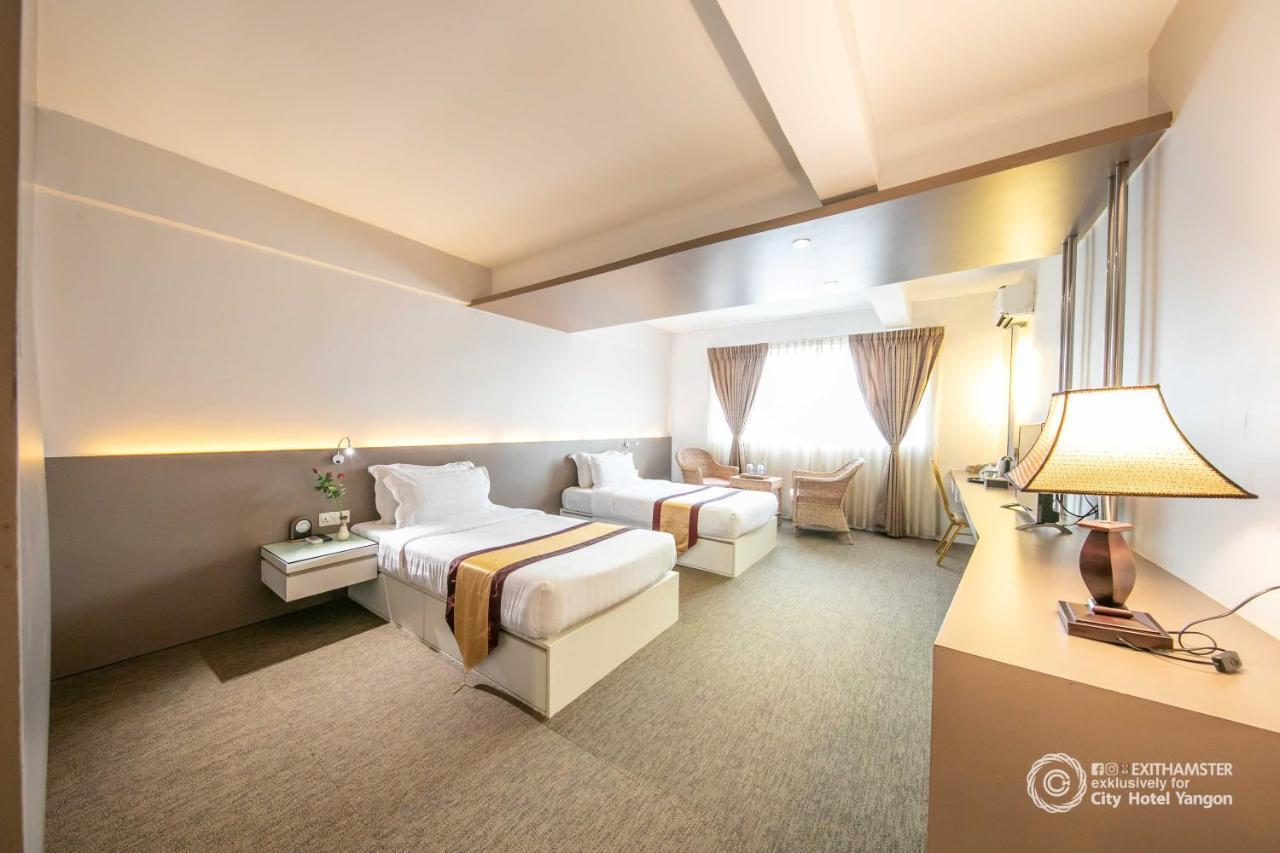 City Hotel Rangoon Buitenkant foto